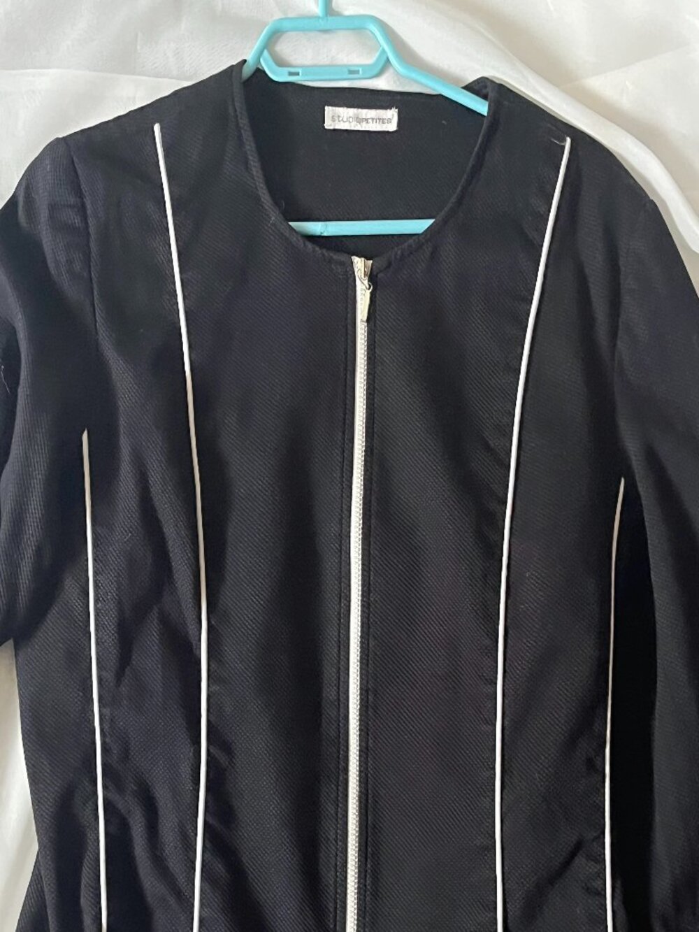 Studio Petites Black & White Blazer , size 10 with  a white zipper